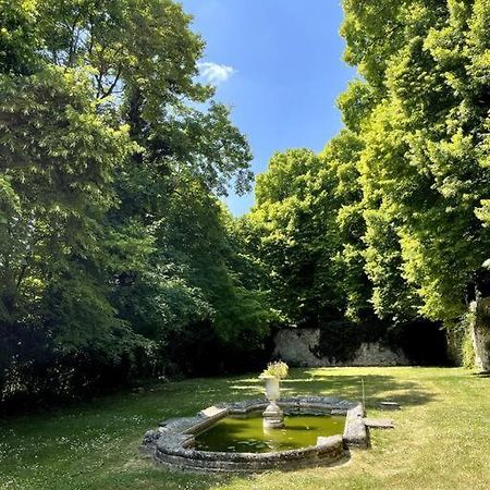 Apartamento Romantique Jacuzzi, Au Chateau A 30 Min De Paris Limay Exterior foto