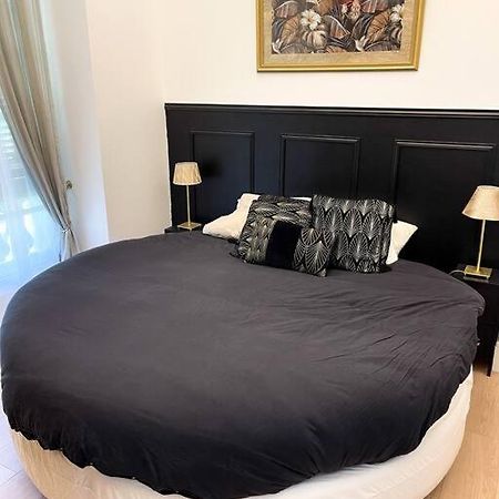 Apartamento Romantique Jacuzzi, Au Chateau A 30 Min De Paris Limay Exterior foto