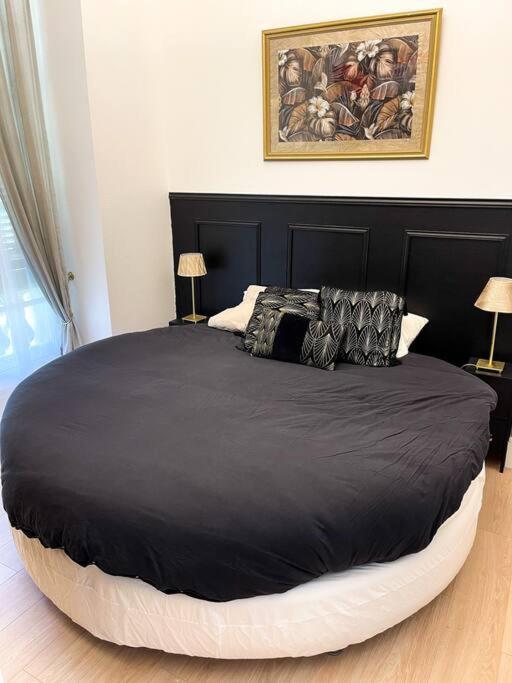 Apartamento Romantique Jacuzzi, Au Chateau A 30 Min De Paris Limay Exterior foto